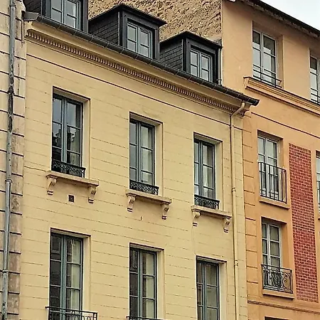 Le Relais D'anjou ורסאי